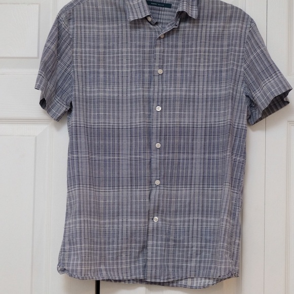 Perry Ellis Button down size small - Picture 3 of 5